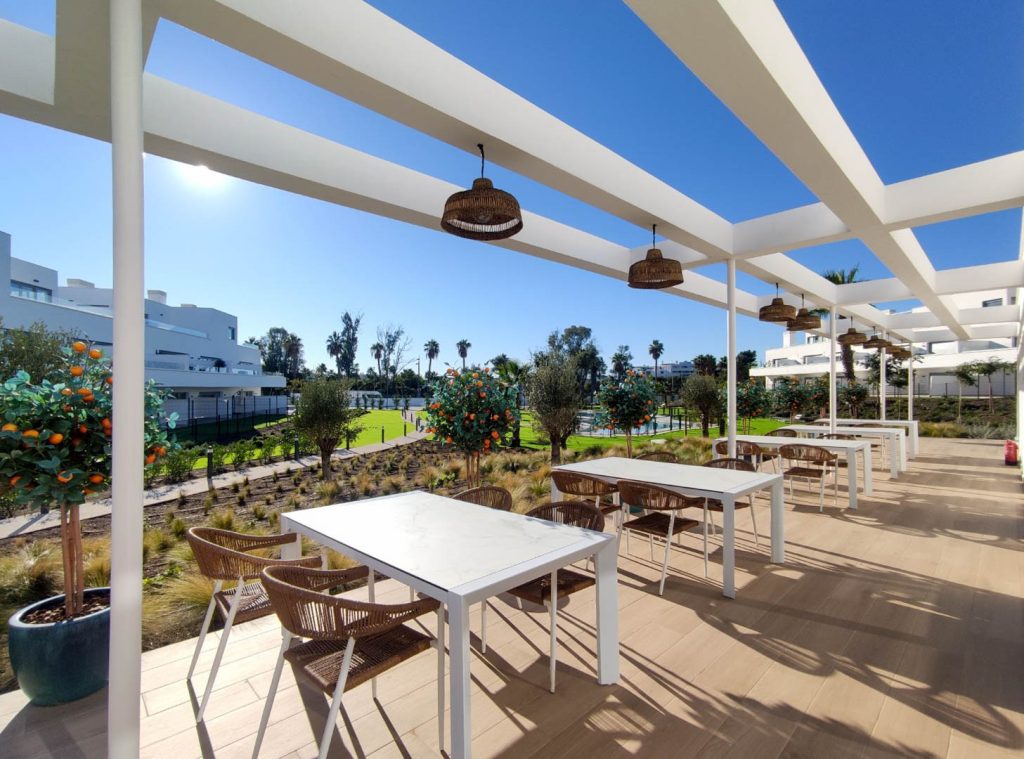 Lorem ipsum dolor sit amet, consectetur adipiscing elit. Suspendisse ac rhoncus massa. In vehicula pellentesque tellus, vitae eleifend felis accumsan eget.